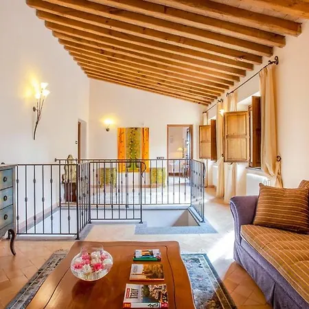 San Pietro Sleeps 16 Pool Air Con Wifi Villa San Pietro (Terni)