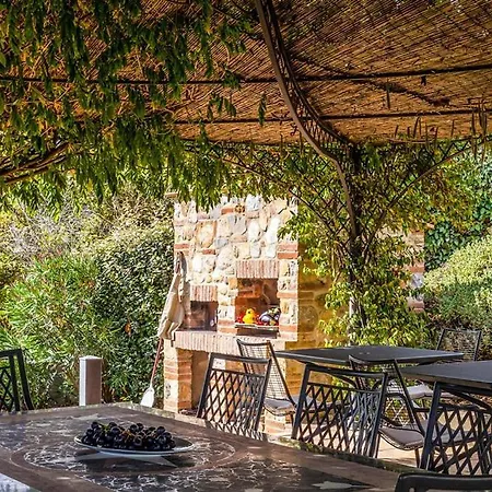 San Pietro Sleeps 16 Pool Air Con Wifi Villa *